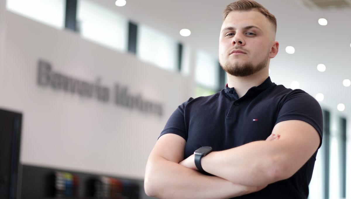 Miłosz Puskunigis Asystent Działu Samochodów Używanych